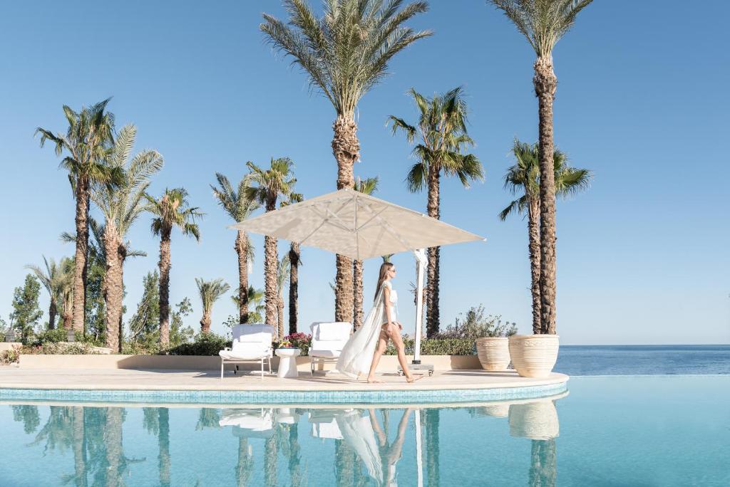 Four Season Hotel